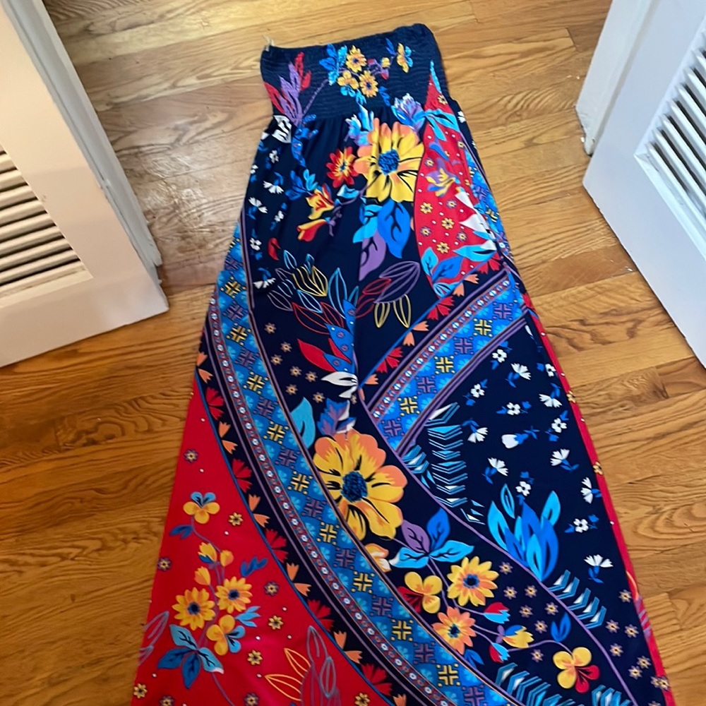 GENTLY USED Strapless stretchy beachy maxi dress Size L